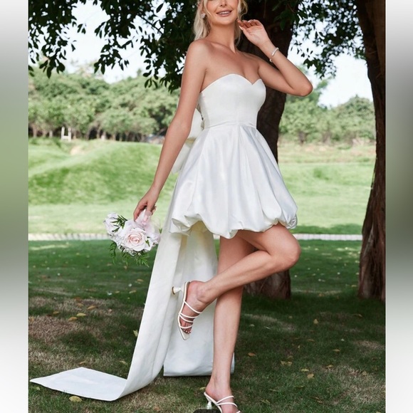 NWT White Strapless Mini Dress With Bow Train Size XL Wedding Bachelorette - Picture 2 of 6